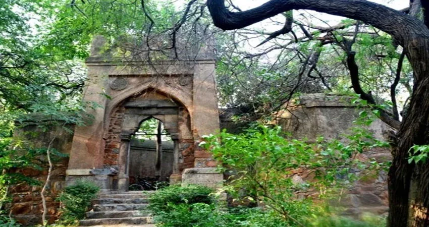 Bhuli Bhatiyari Ka Mahal